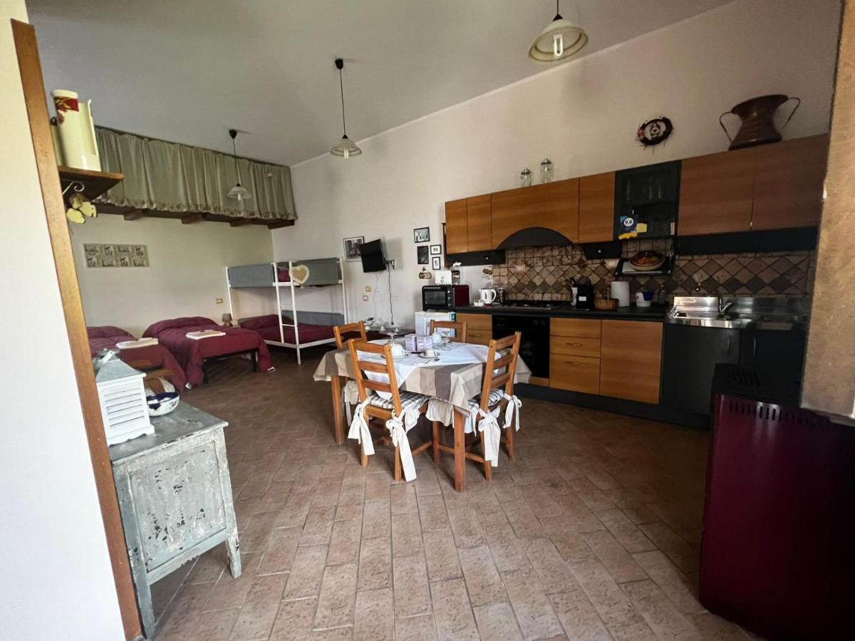 Bed and Breakfast Bed And Bikers Riano  Esterno foto