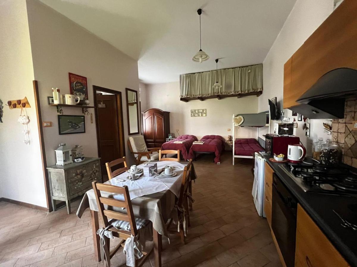 Bed and Breakfast Bed And Bikers Riano  Esterno foto
